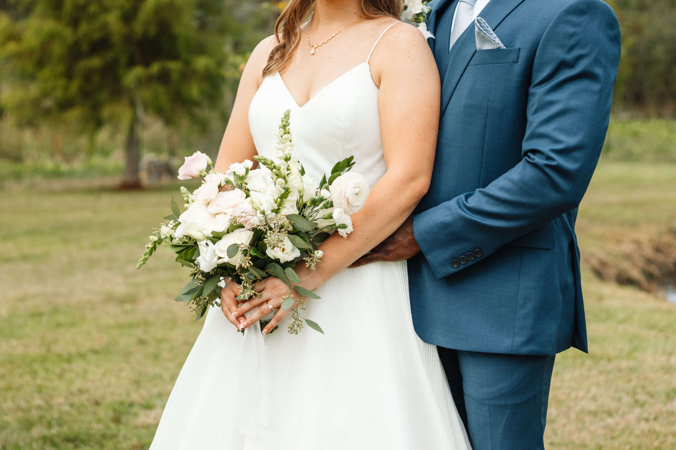 Capturing the Quiet Moments on Wedding Day